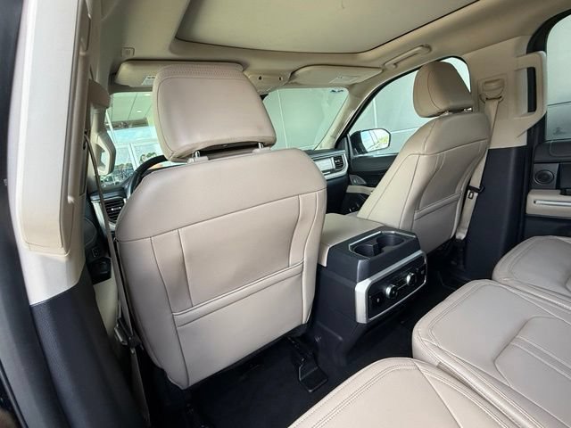 Certified 2024 Ford Expedition Limited AWD/4WD image 15