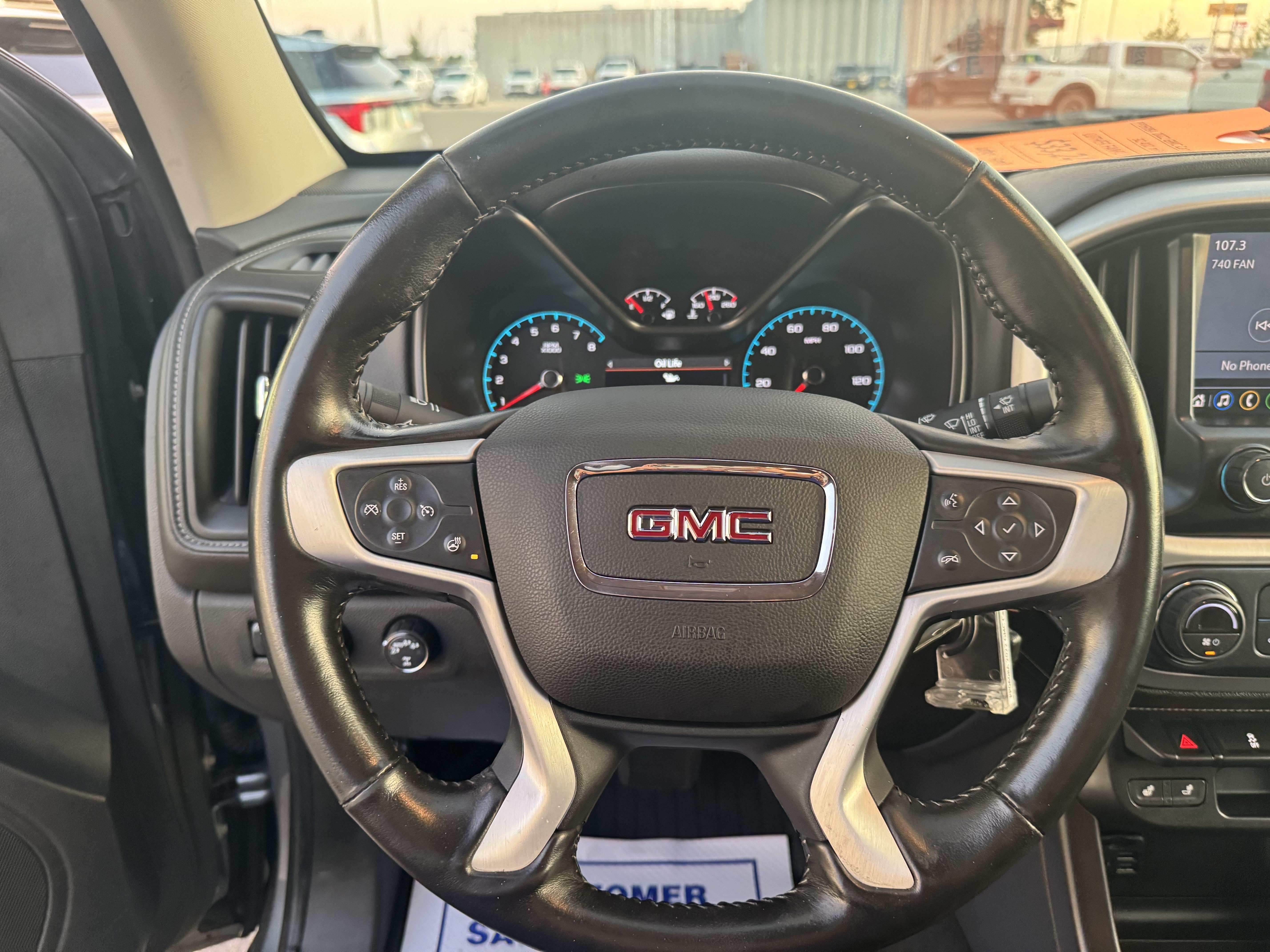 Used 2022 GMC Canyon Elevation w/ Elevation Premium Package AWD/4WD image 14