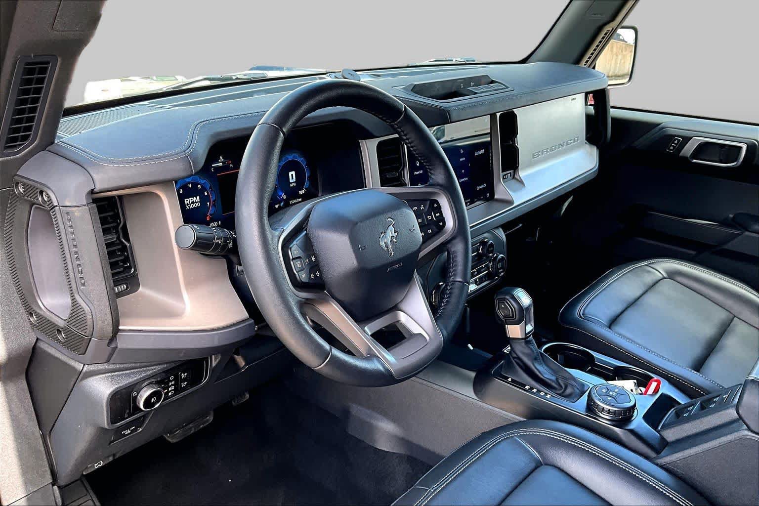 Certified 2025 Ford Bronco Outer Banks AWD/4WD image 18