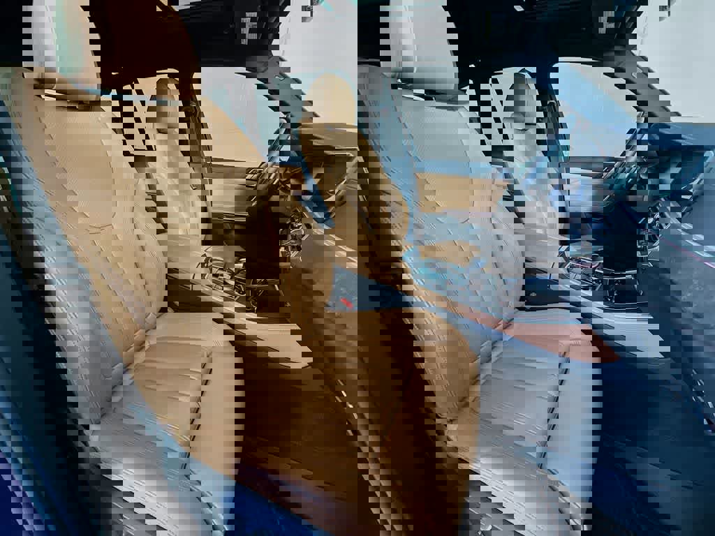 Used 2022 BMW X5 sDrive40i w/ Premium Package image 18