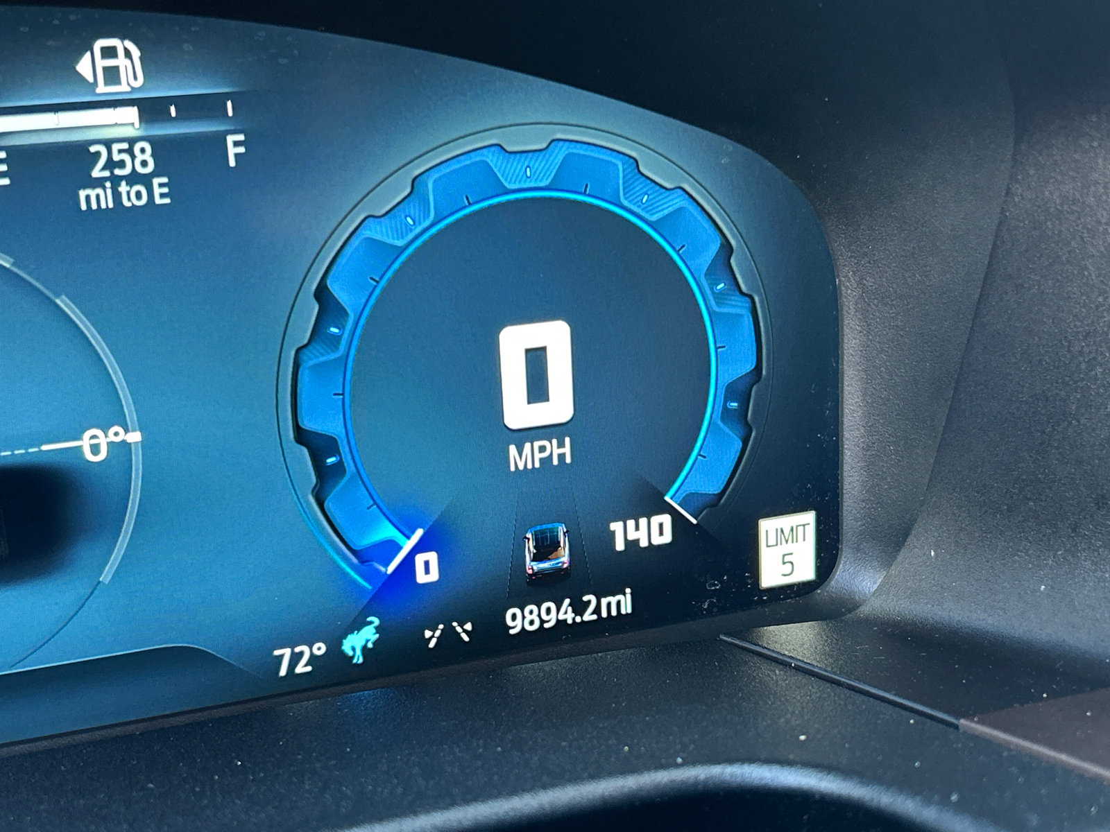 Certified 2025 Ford Bronco Sport Outer Banks w/ Outer Banks Tech Package+ AWD/4WD image 15