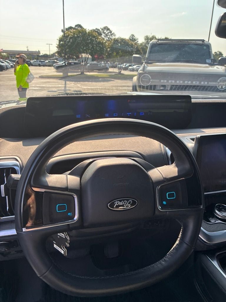 Certified 2025 Ford Expedition Tremor AWD/4WD image 21