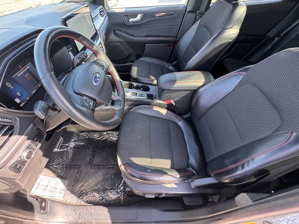 Certified 2024 Ford Escape ST-Line w/ Tech Pack #1 image 18