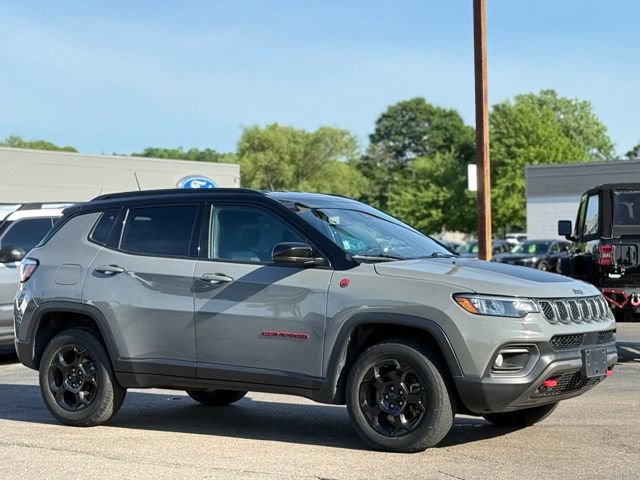 Used 2023 Jeep Compass Trailhawk AWD/4WD image 33