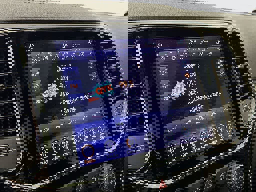 Used 2019 Jeep Grand Cherokee Overland image 16