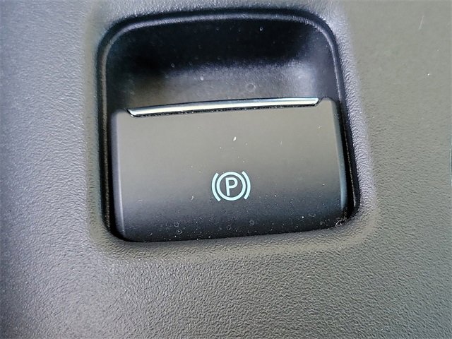 Certified 2024 Ford Mustang Coupe image 17