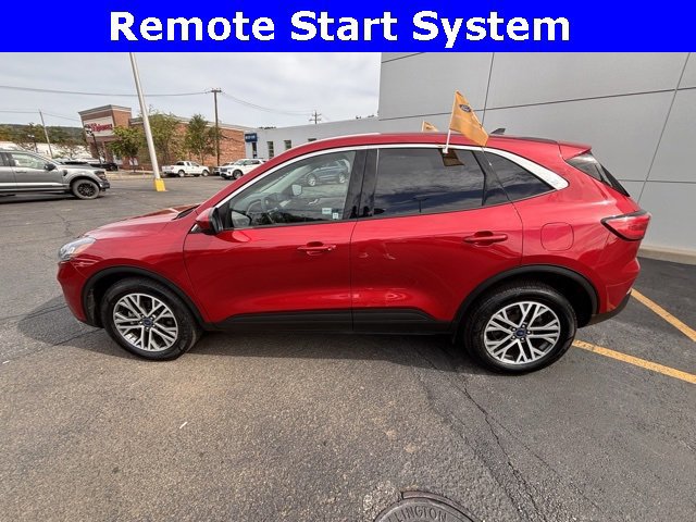 Certified 2022 Ford Escape SEL image 3