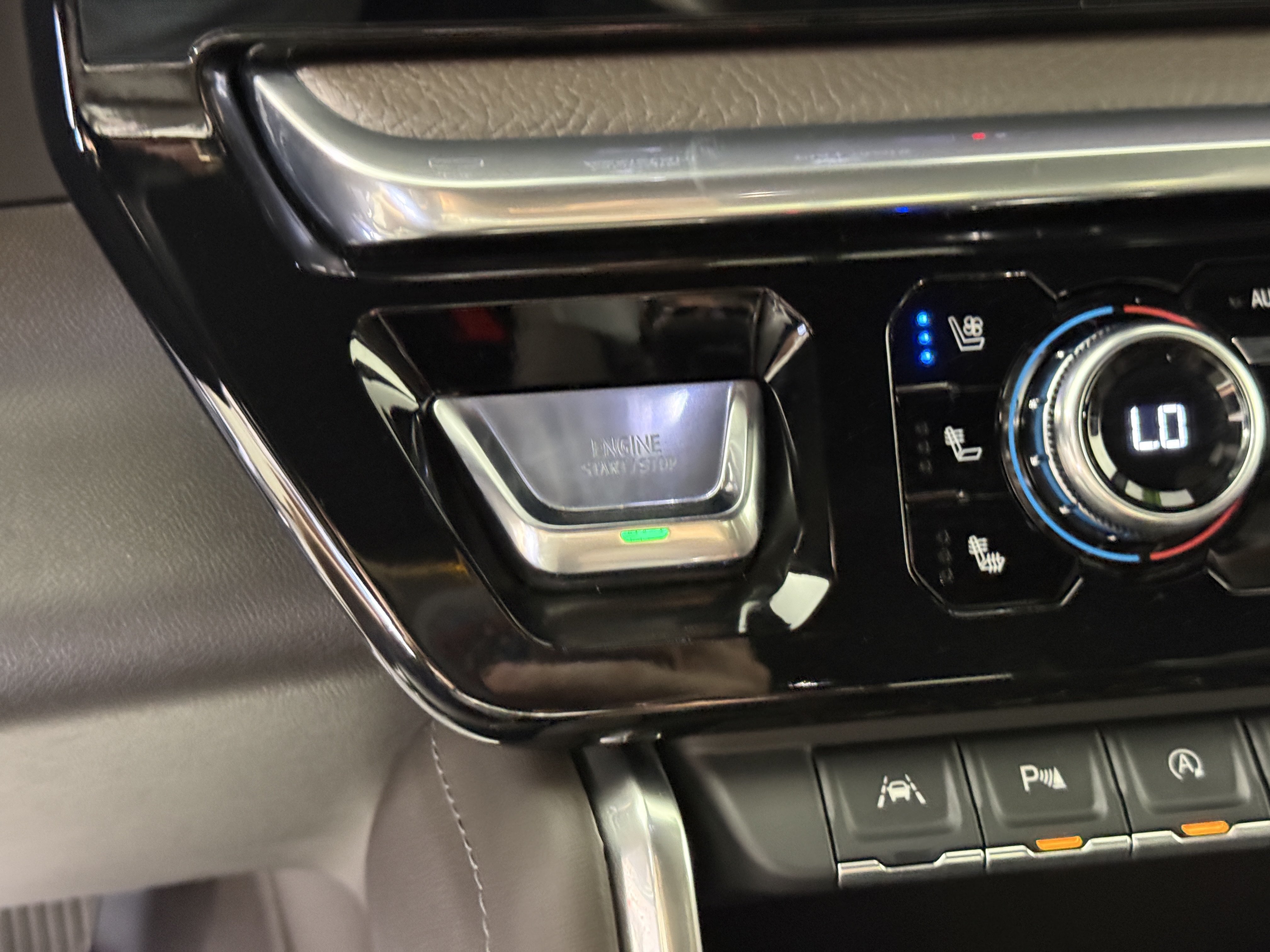 Used 2023 GMC Sierra 1500 Denali w/ Denali Reserve Package AWD/4WD image 27