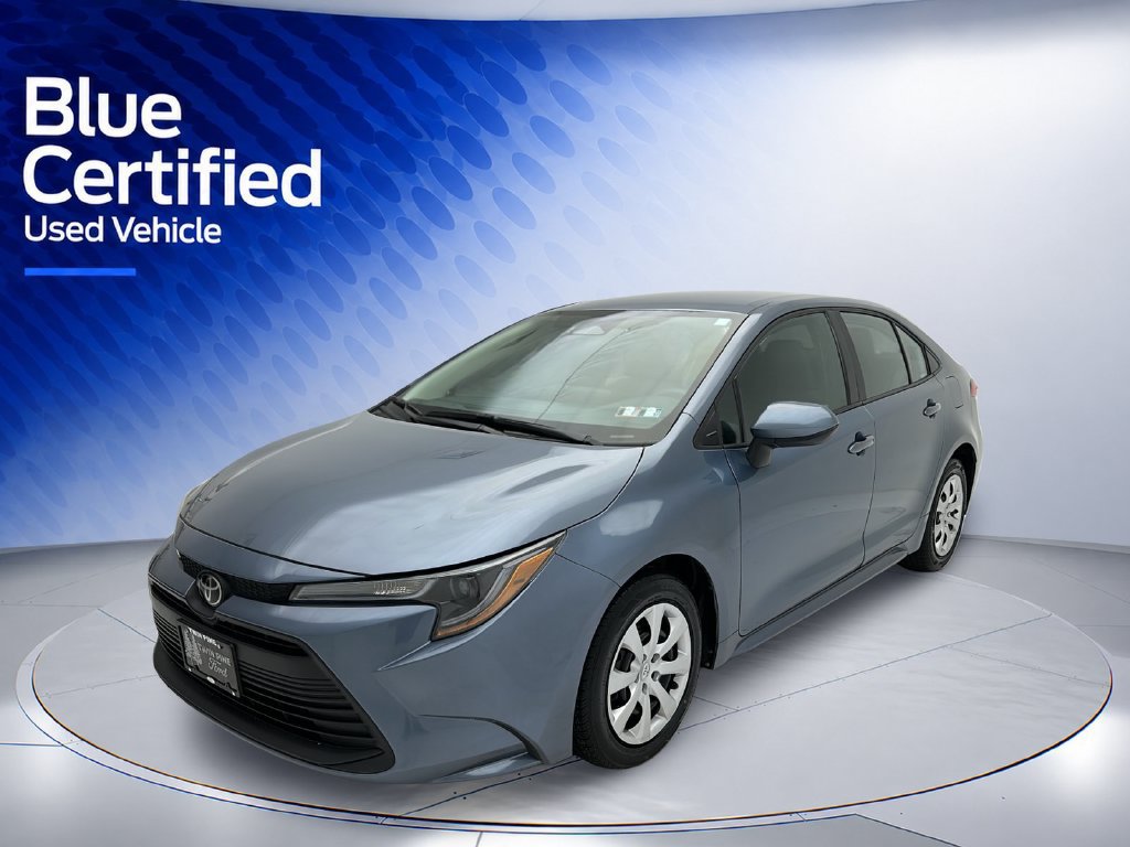 Used 2025 Toyota Corolla LE FWD image 3