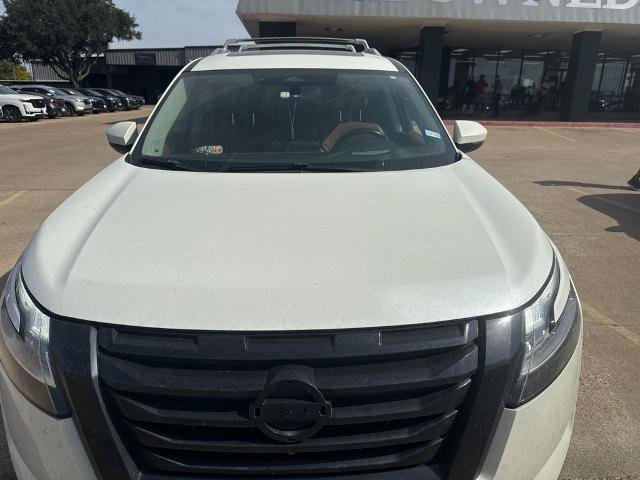 Used 2023 Nissan Pathfinder Platinum FWD image 6