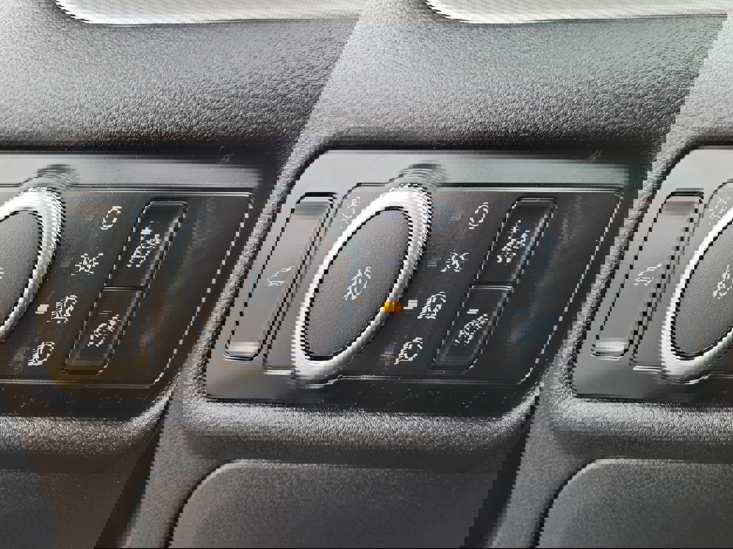 Certified 2023 Ford Explorer XLT w/ Equipment Group 202A image 24