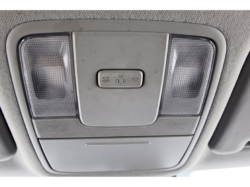 Used 2025 Kia Soul LX w/ LX Technology Package FWD image 23