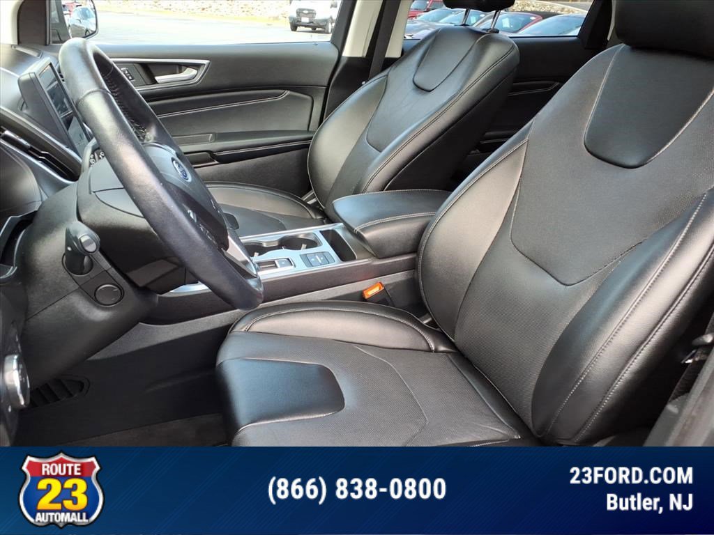 Certified 2022 Ford Edge Titanium w/ Equipment Group 301A AWD/4WD image 22