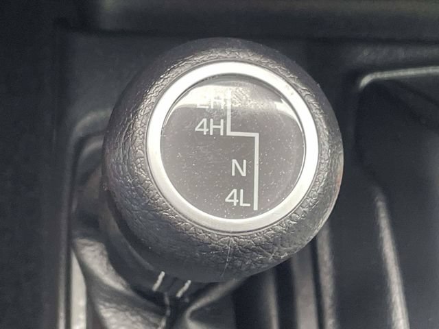 Used 2023 Jeep Gladiator Overland w/ LED Lighting Group AWD/4WD image 16