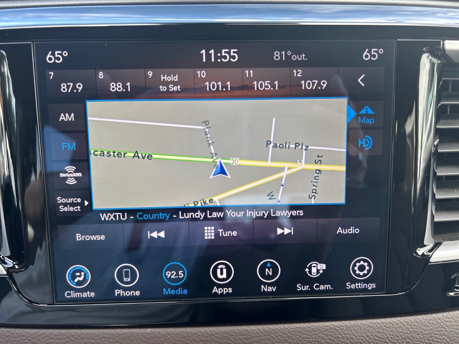 Used 2020 Chrysler Pacifica Touring w/ Advanced Safetytec Group FWD image 28