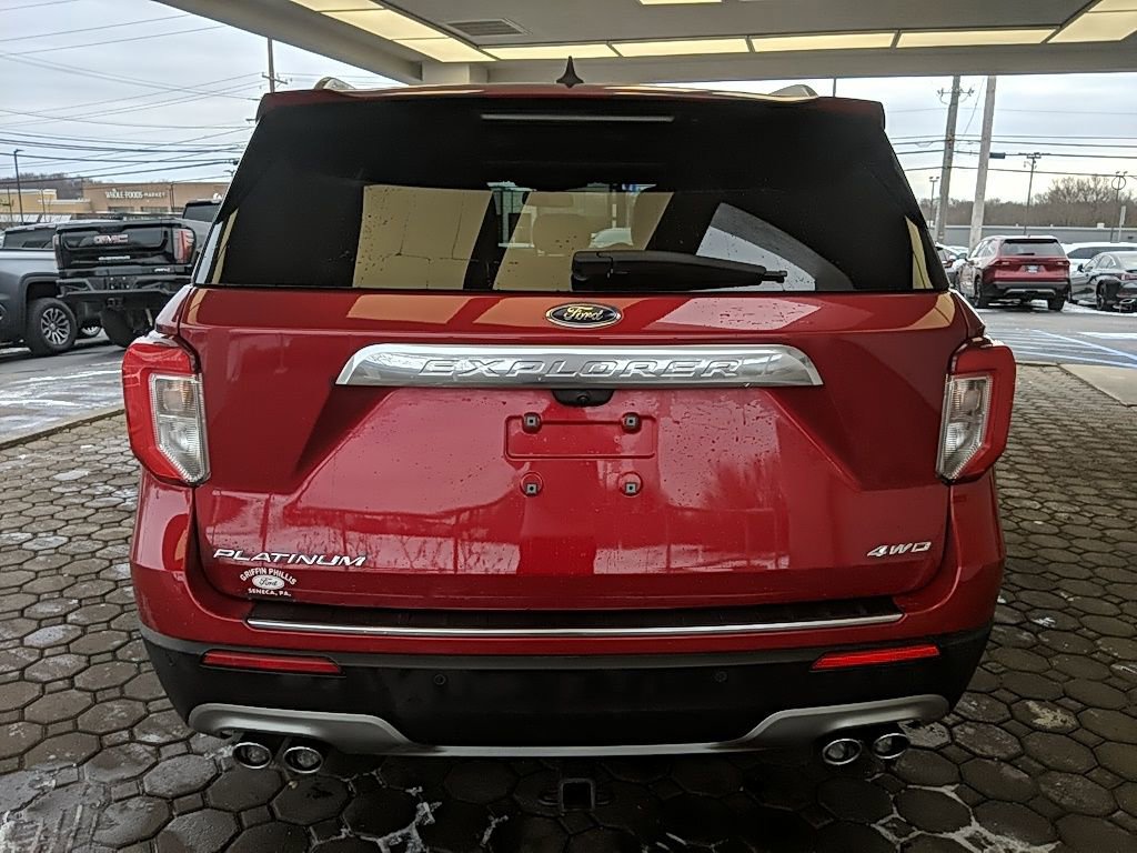 Certified 2022 Ford Explorer Platinum w/ Equipment Group 601A image 6