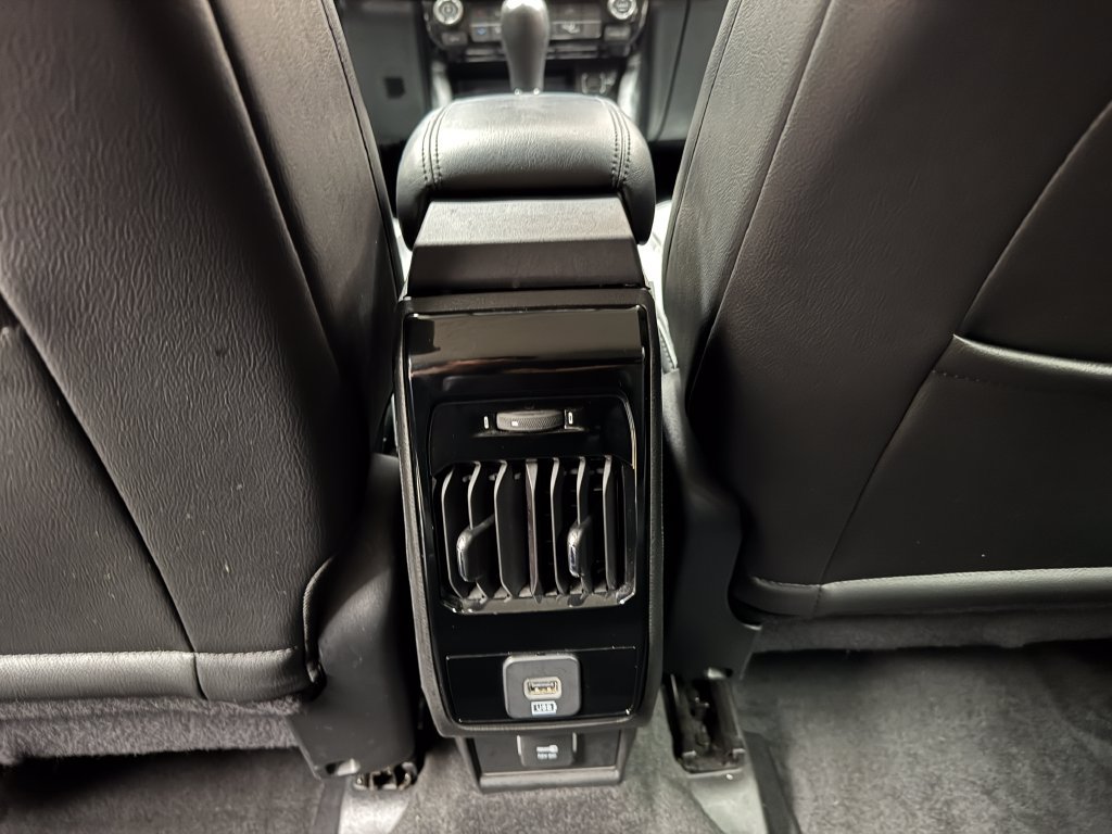 Used 2022 Jeep Compass Latitude AWD/4WD image 13