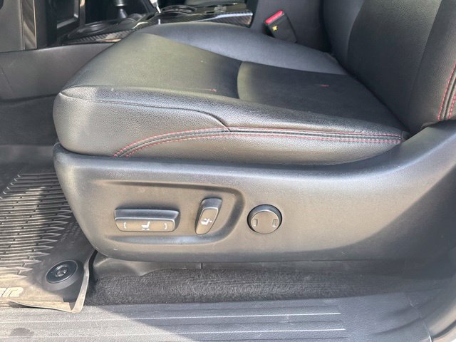Used 2020 Toyota 4Runner TRD Off-Road Premium w/ Moonroof Package AWD/4WD image 15