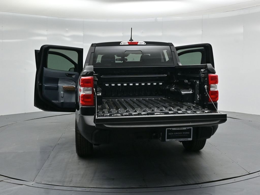 Certified 2023 Ford Maverick Lariat image 27