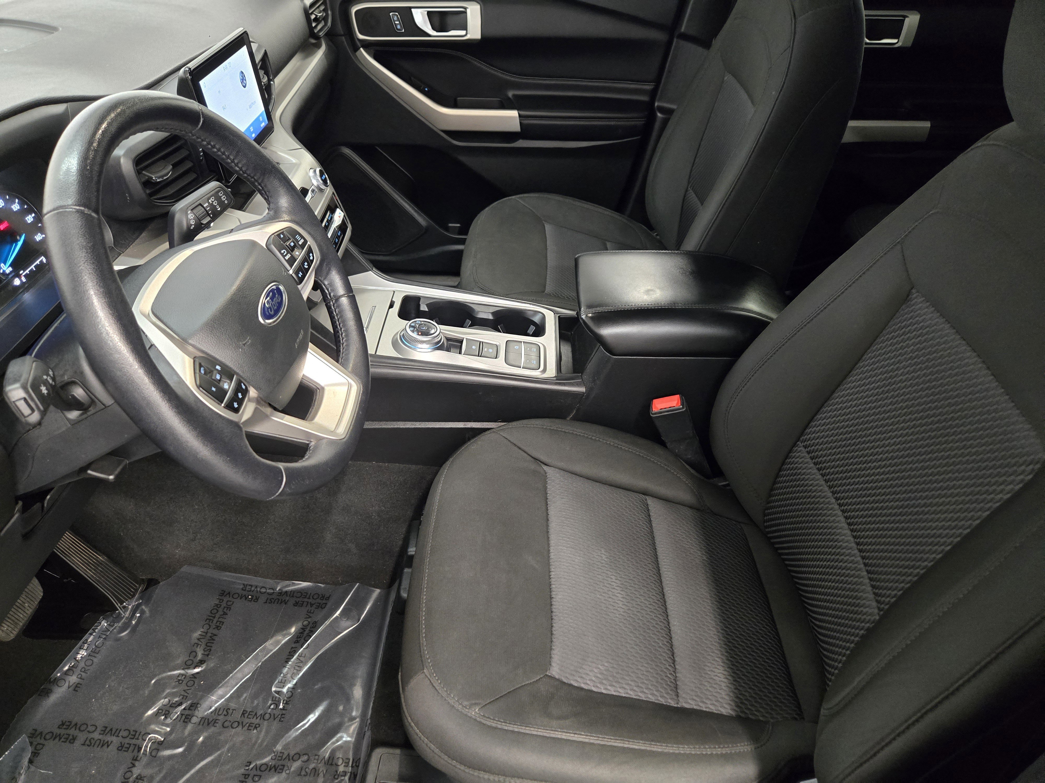 Certified 2022 Ford Explorer XLT RWD image 12