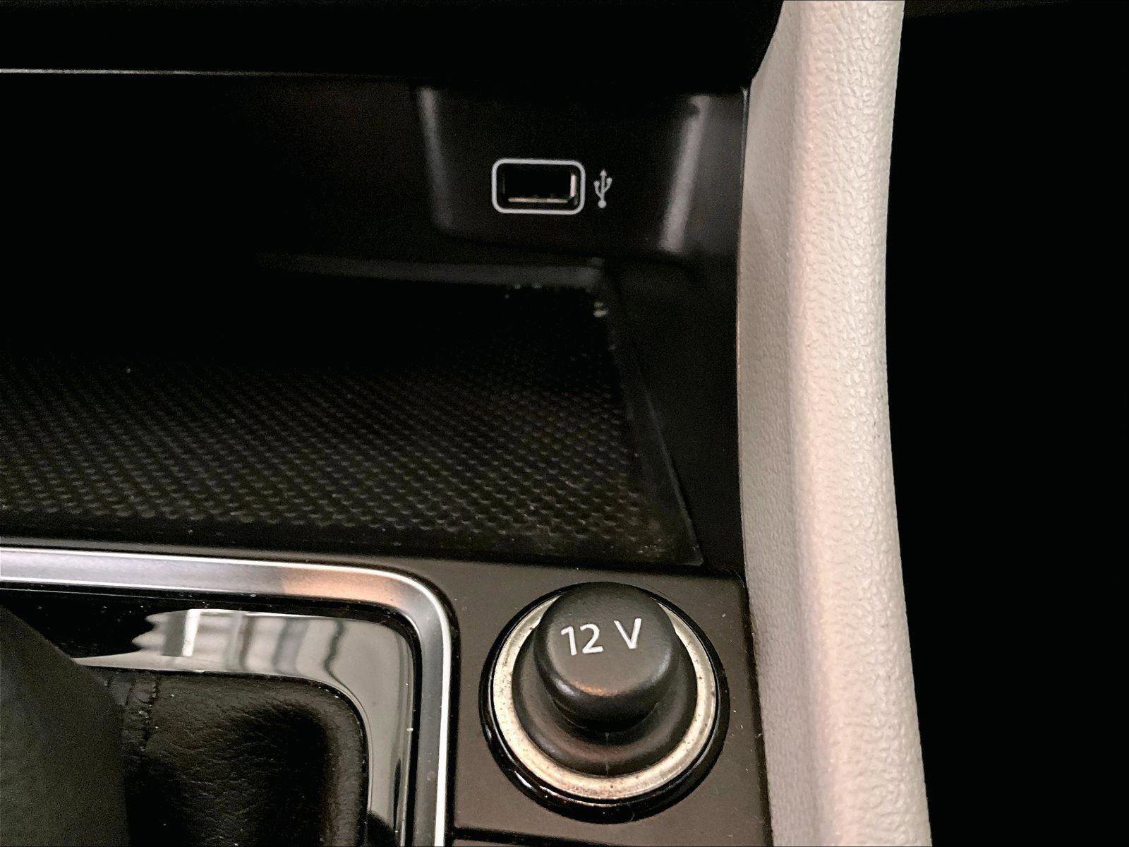 Used 2019 Volkswagen Jetta S w/ Driver Assistance Package FWD image 31