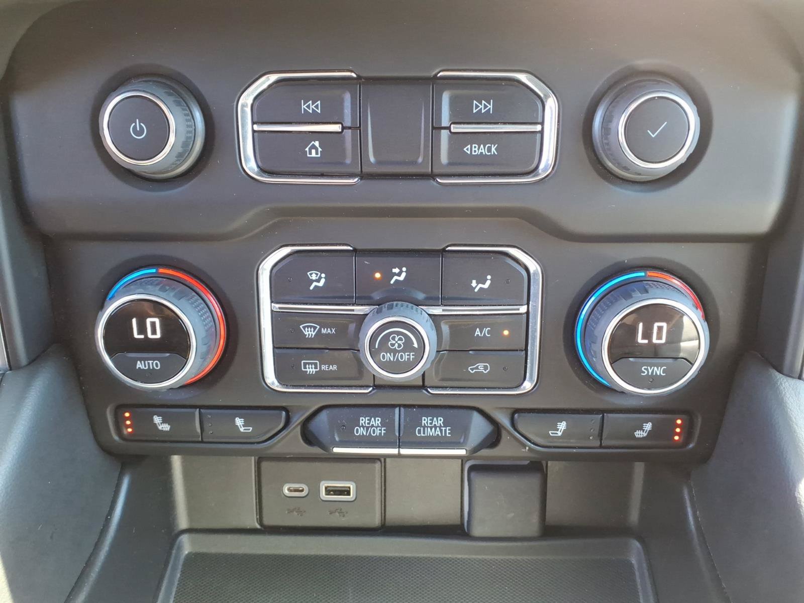 Used 2023 Chevrolet Tahoe LT AWD/4WD image 18