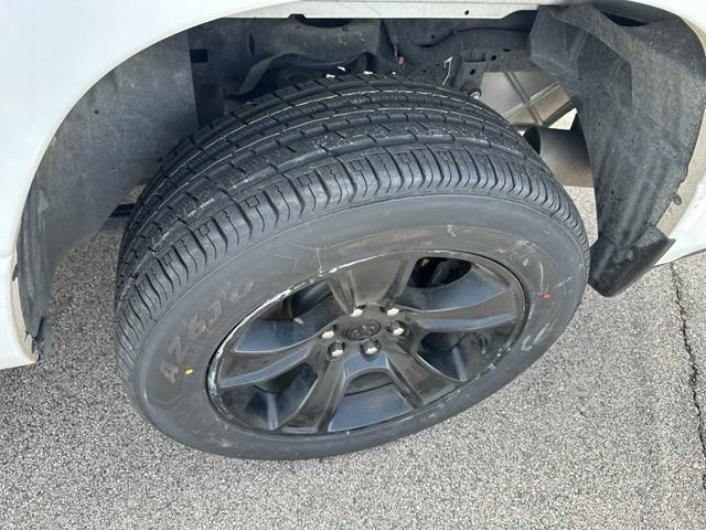 Used 2024 RAM 1500 Big Horn AWD/4WD image 7
