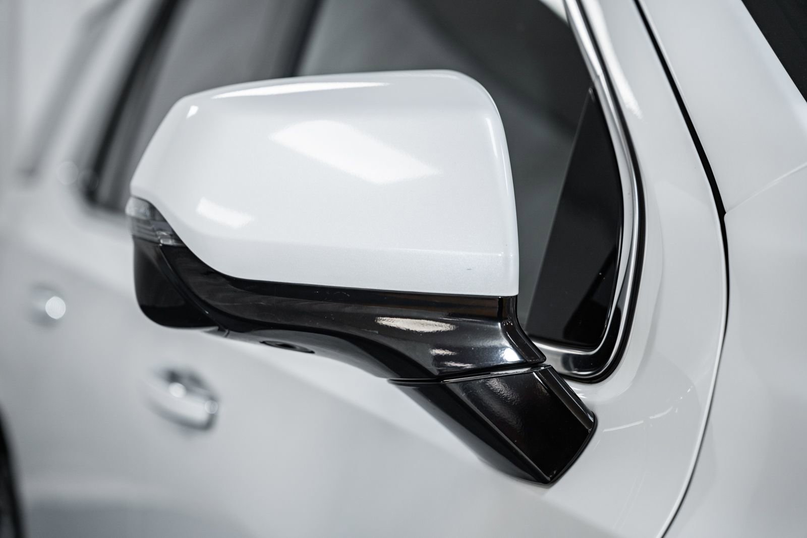 Used 2022 GMC Yukon Denali w/ Denali Premium Package AWD/4WD image 19