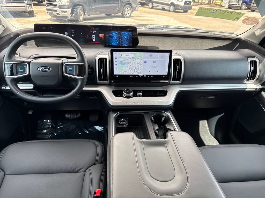 Certified 2025 Ford Expedition Active RWD image 6