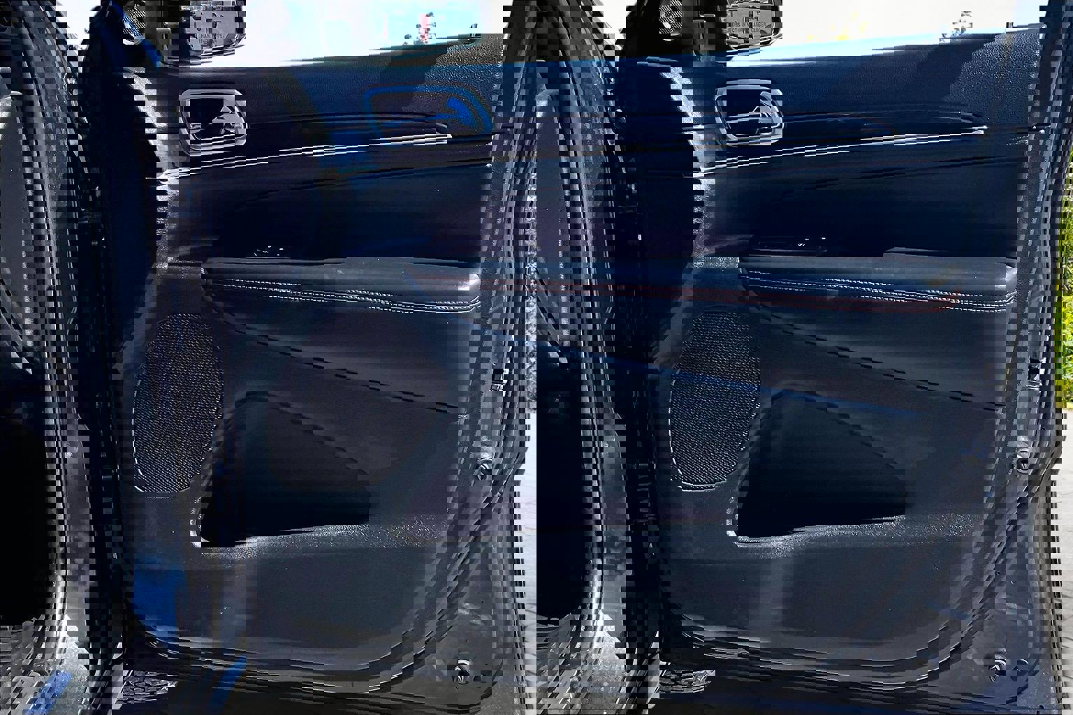 Used 2018 Jeep Grand Cherokee Trailhawk w/ Trailhawk Luxury Group image 24