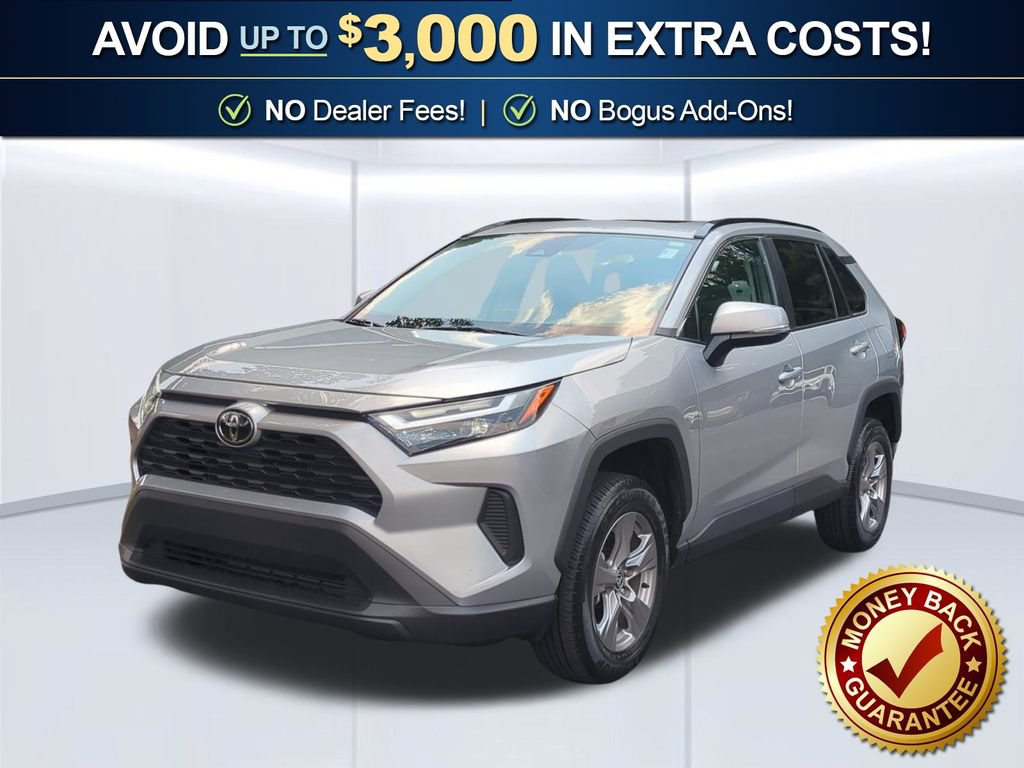 Used 2023 Toyota RAV4 XLE w/ Convenience Package FWD image 1
