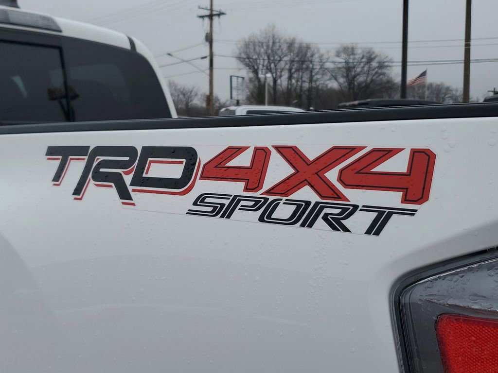 Used 2020 Toyota Tacoma TRD Sport w/ Technology Package image 7