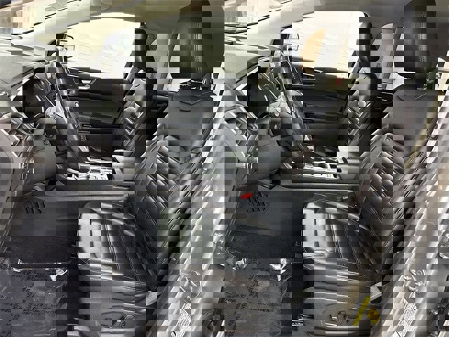 Certified 2021 Ford Edge SEL w/ Convenience Package image 3