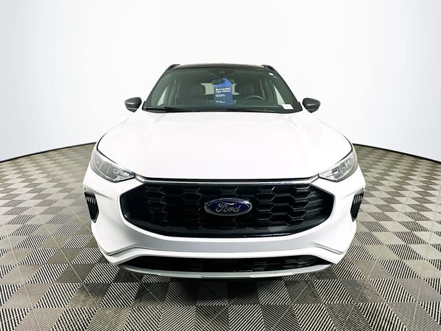 Certified 2023 Ford Escape ST-Line w/ Tech Pack #1 image 5