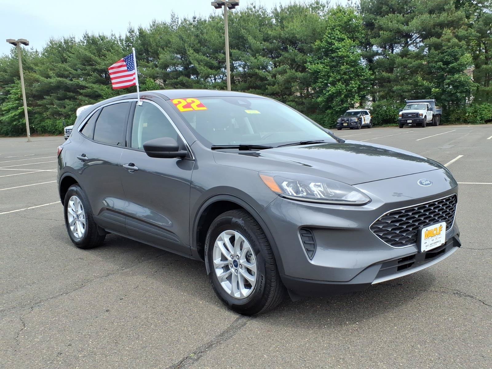 Certified 2022 Ford Escape SE w/ Convenience Package AWD/4WD image 1