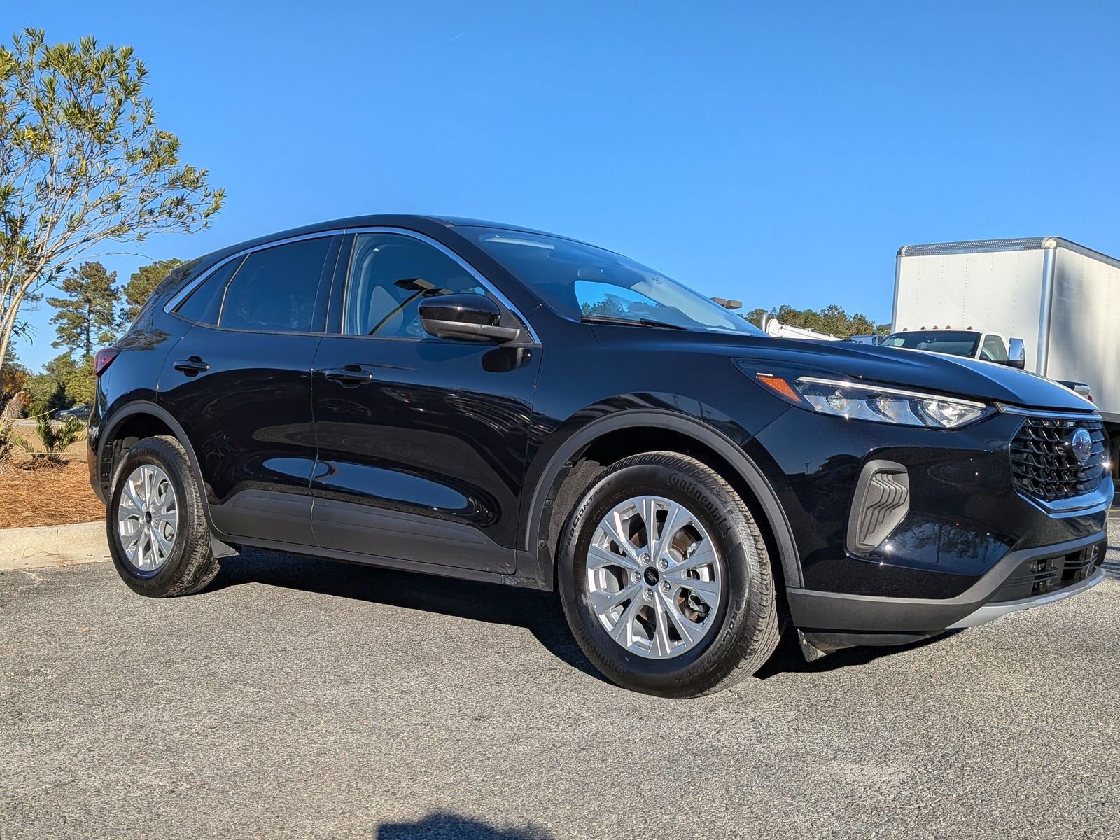 Certified 2023 Ford Escape Active w/ Tech Pack #2 image 8