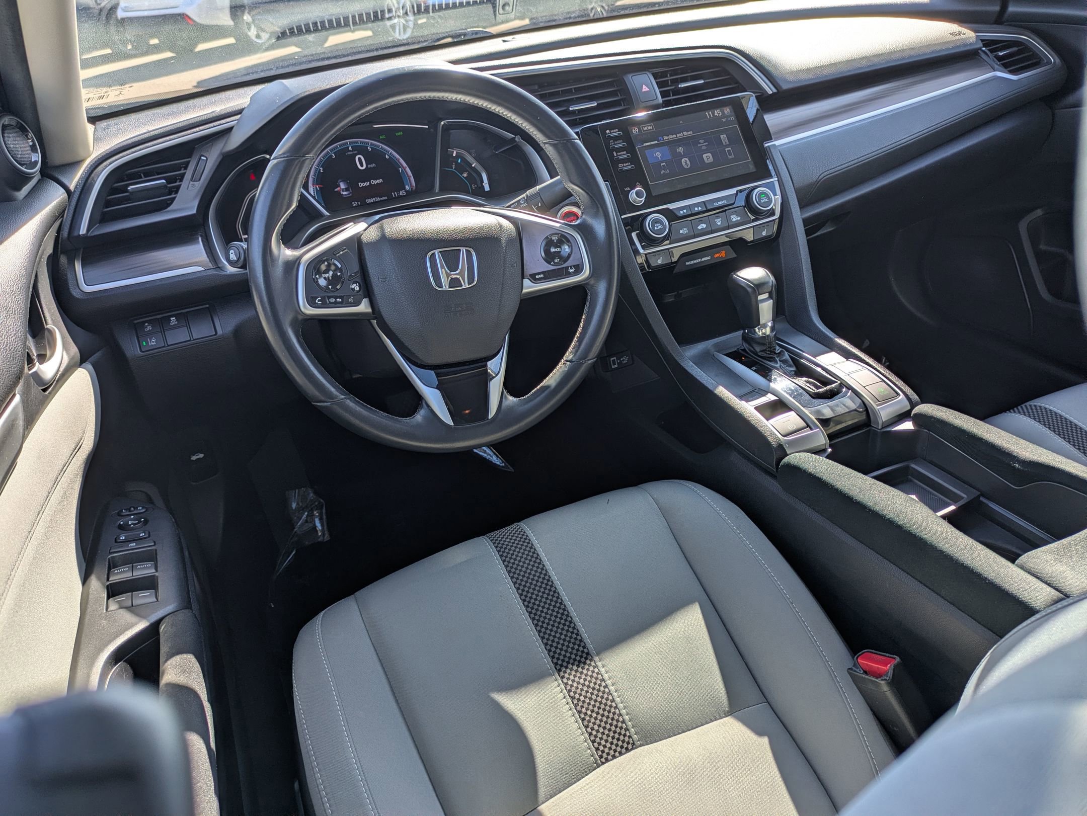 Used 2020 Honda Civic EX image 27