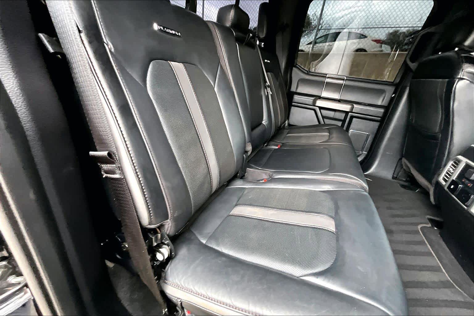 Certified 2019 Ford F350 Platinum w/ Platinum Ultimate Package AWD/4WD image 20