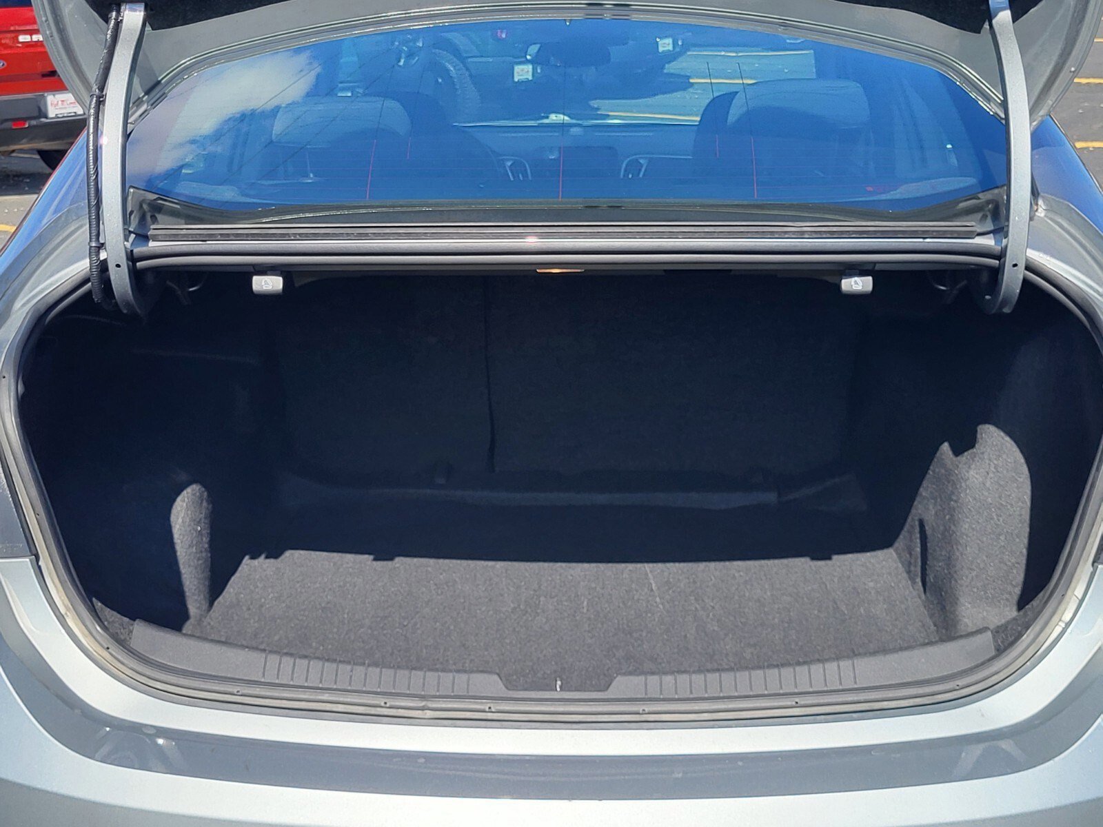 Used 2024 Chevrolet Malibu LT image 29