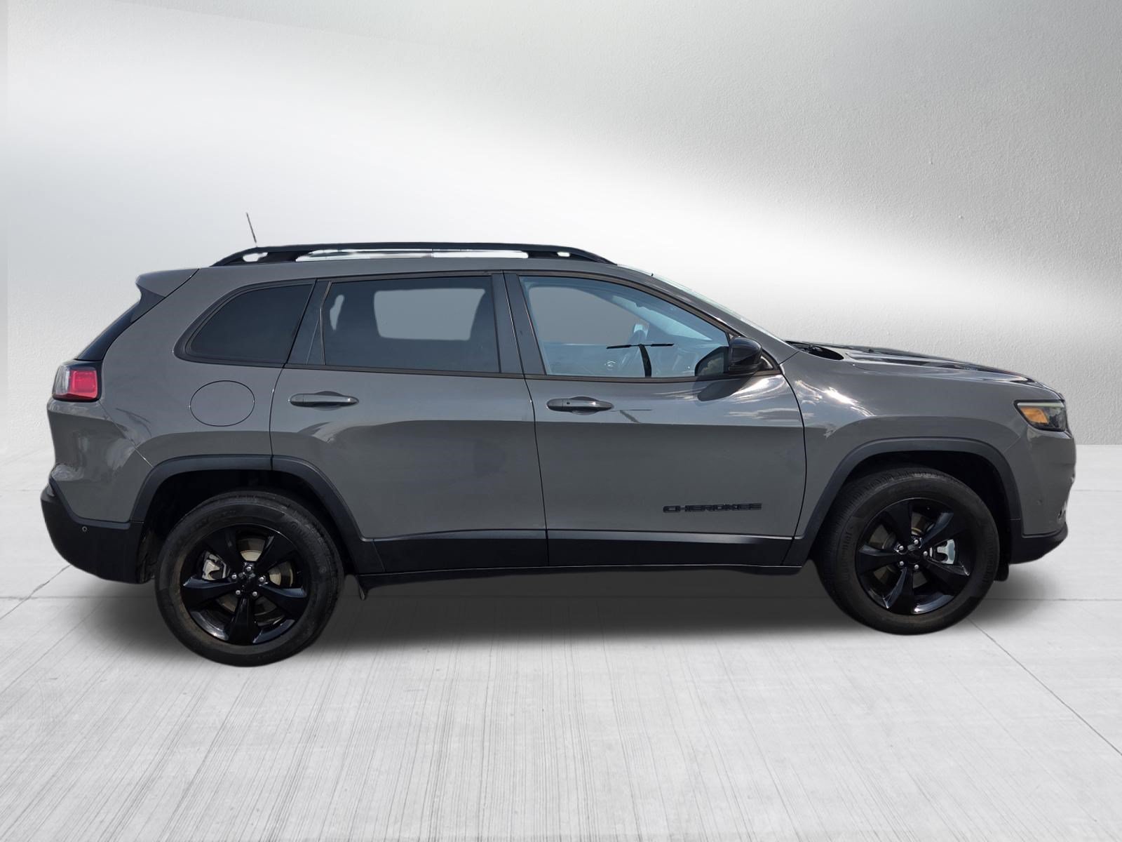 Used 2023 Jeep Cherokee Altitude Lux AWD/4WD image 8
