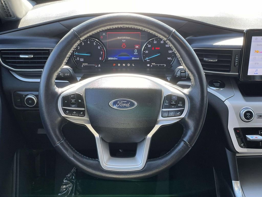 Certified 2022 Ford Explorer XLT w/ Equipment Group 202A image 9