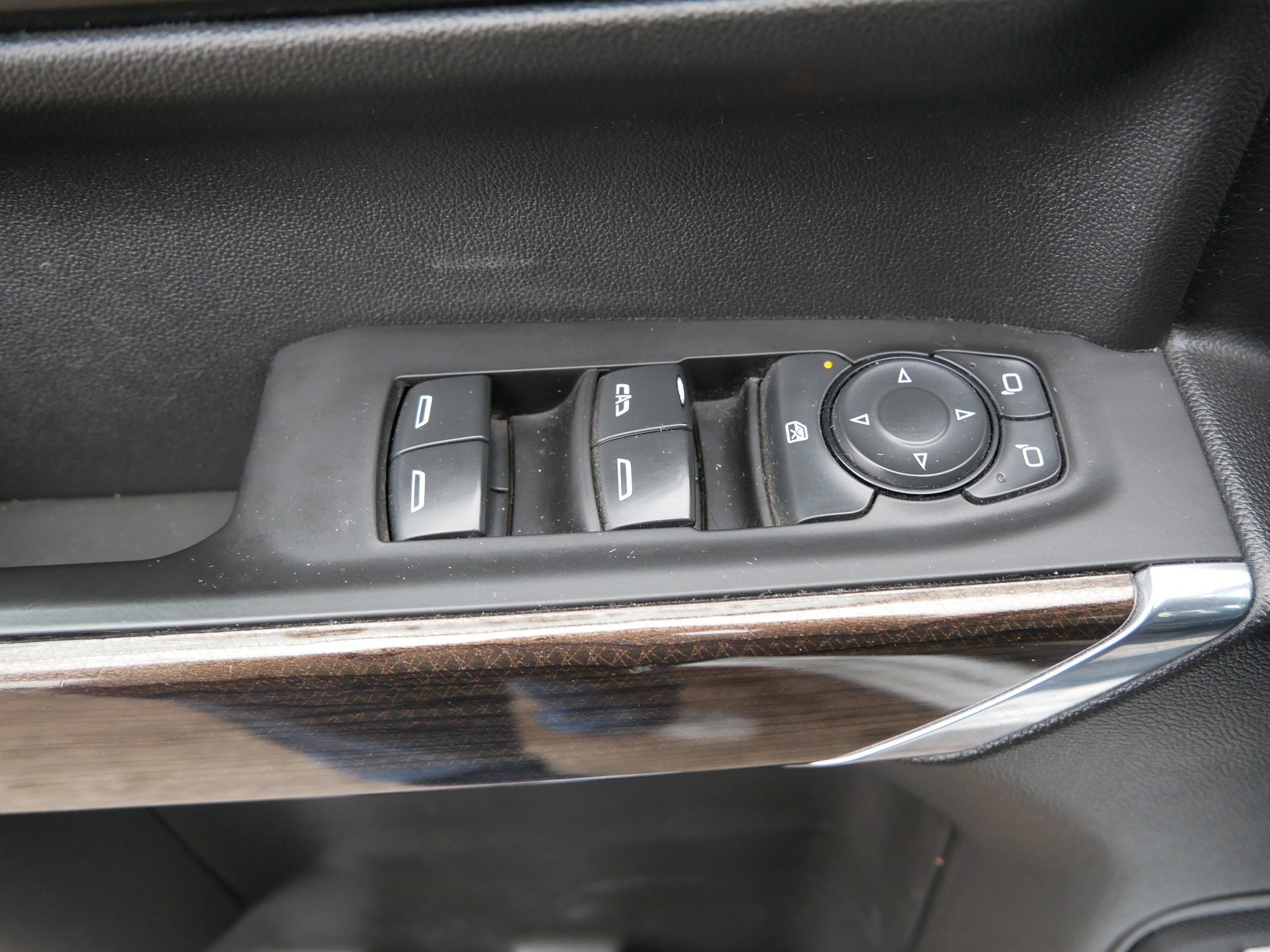 Used 2021 Chevrolet Silverado 1500 RST image 20