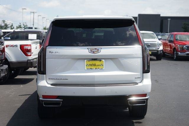 Used 2024 Cadillac Escalade ESV Premium Luxury w/ Performance Package AWD/4WD image 7