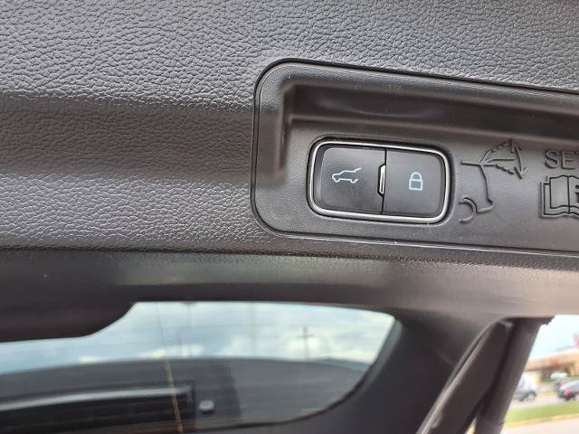 Certified 2023 Ford Explorer XLT RWD image 20