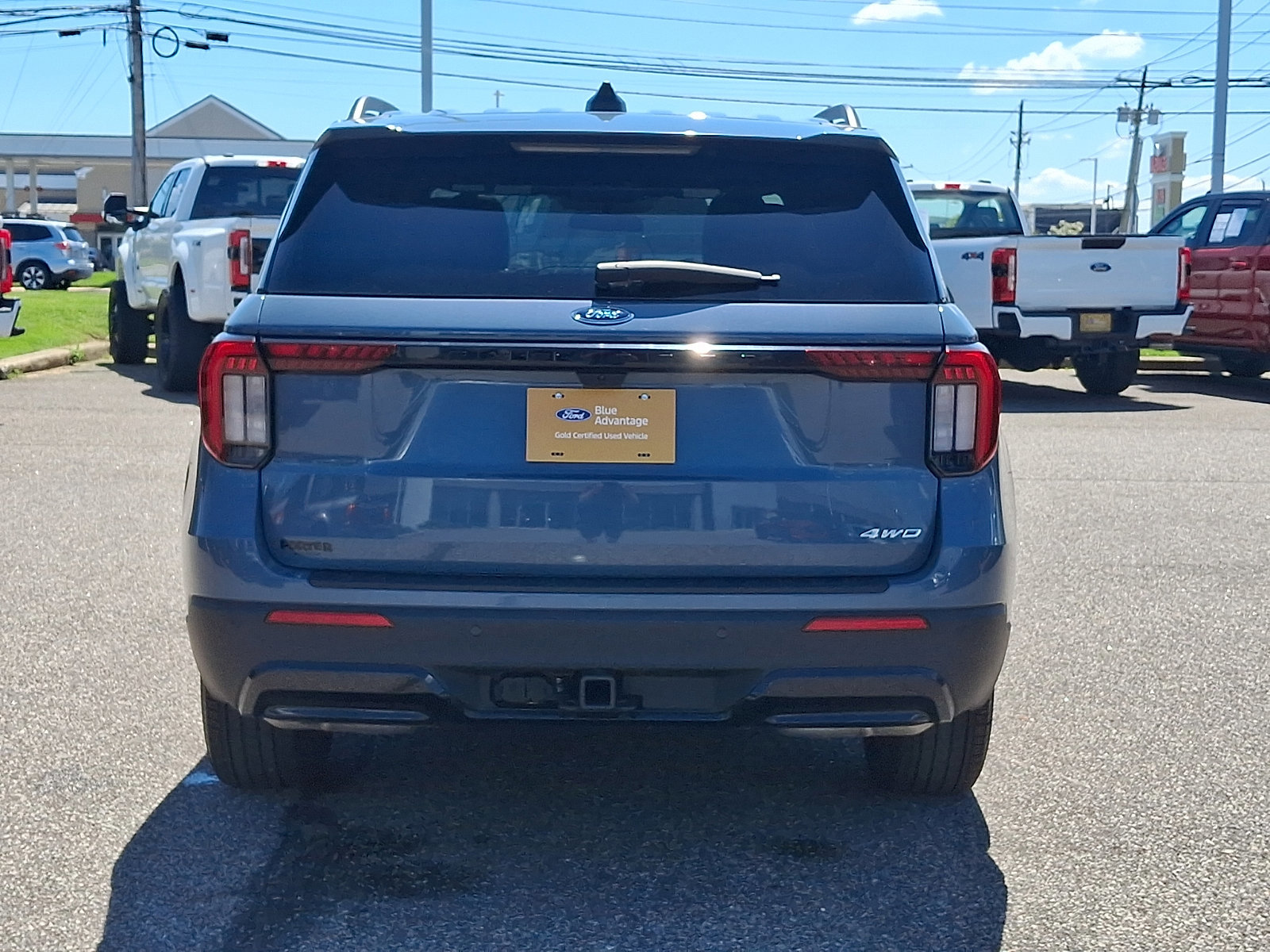 Certified 2025 Ford Explorer ST-Line AWD/4WD image 6