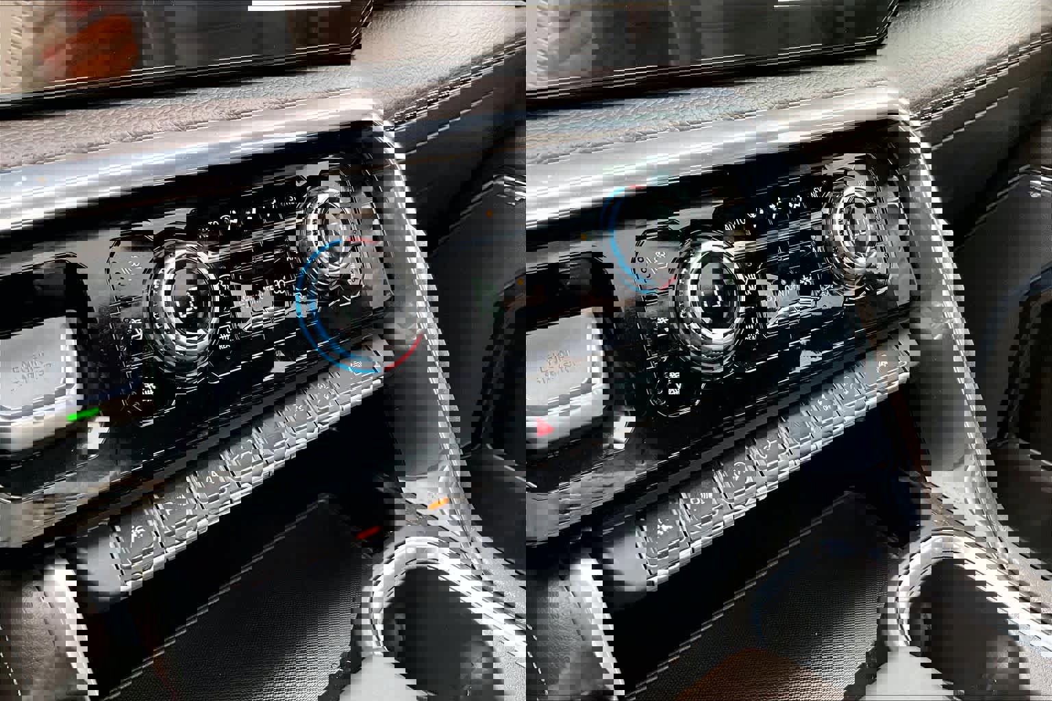 Used 2024 GMC Sierra 1500 Denali w/ Technology Package image 35