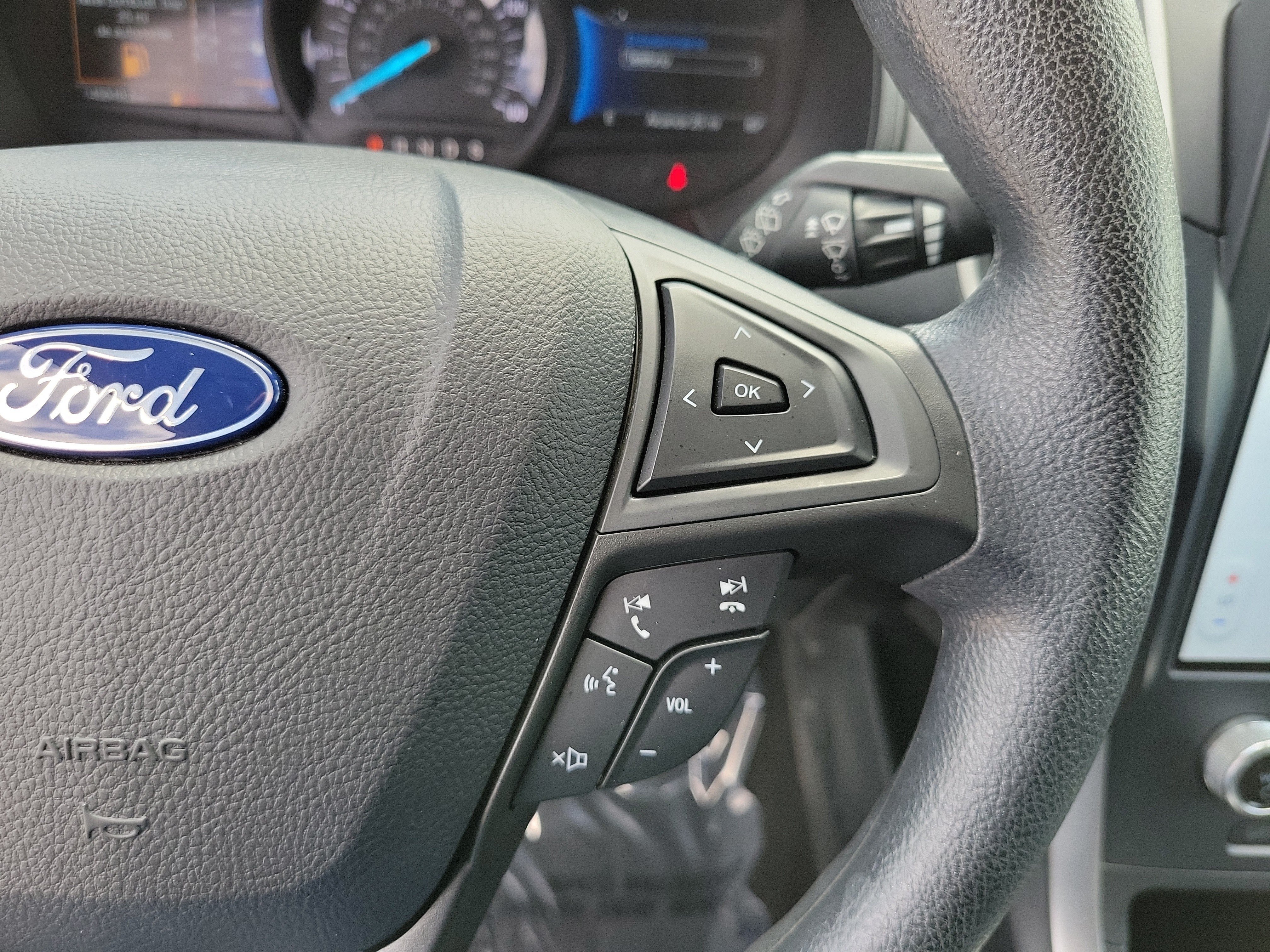 Certified 2022 Ford Edge SE w/ Black Appearance Package AWD/4WD image 22