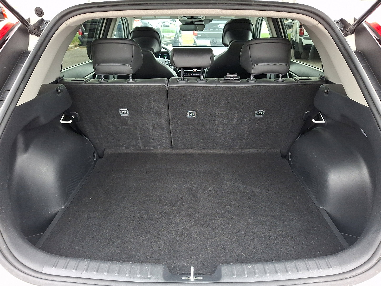 Used 2023 Kia Niro EX Touring image 30