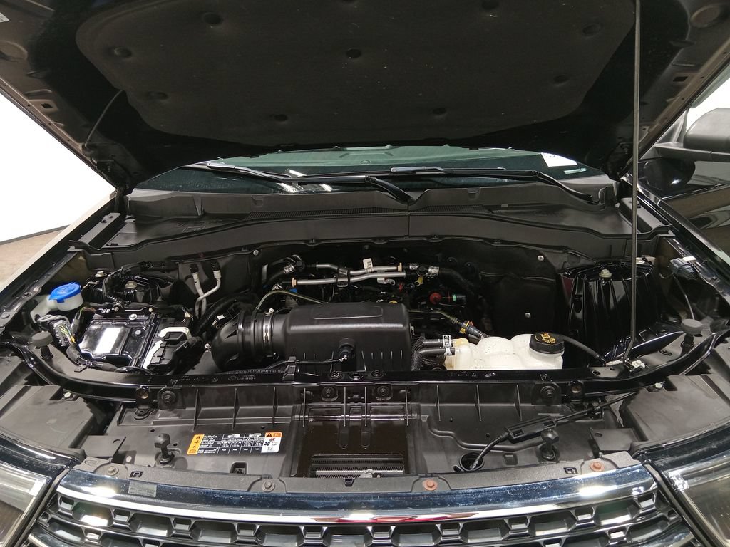 Certified 2024 Ford Explorer XLT AWD/4WD image 11