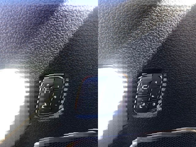 Certified 2018 Ford F150 Raptor w/ Equipment Group 802A Luxury image 10